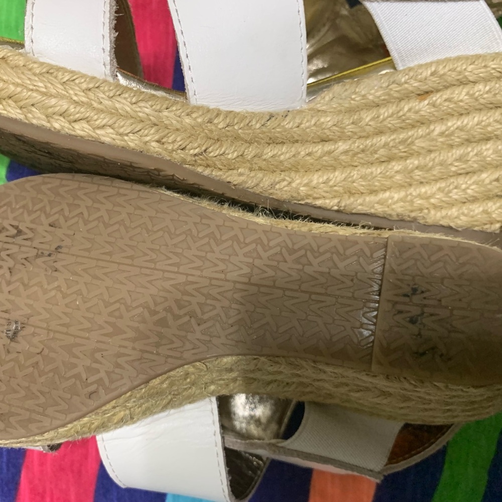 Sandals - Picture 3 of 7
